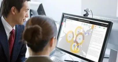 travail en simulation d'une équipe formée de deux ingénieurs